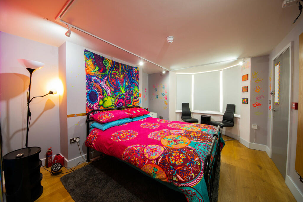 Additional property image - Broad Street, Brighton