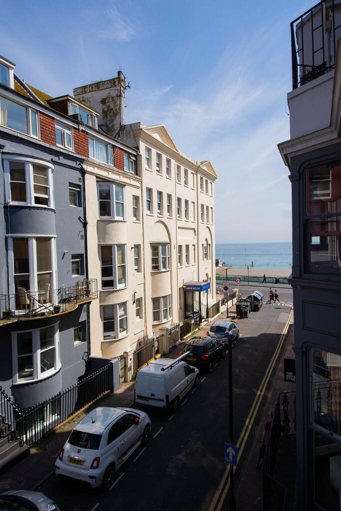 Additional property image - Broad Street, Brighton