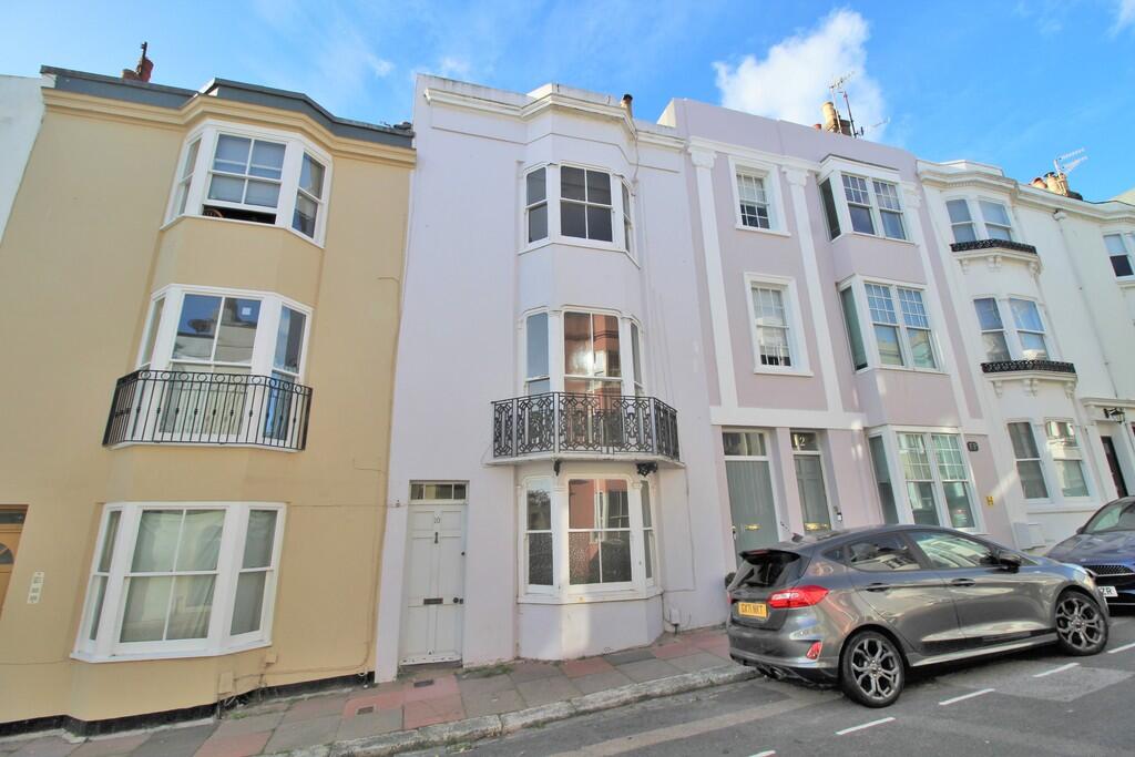 Main image of property: Temple Street, Brighton, BN1 3BH