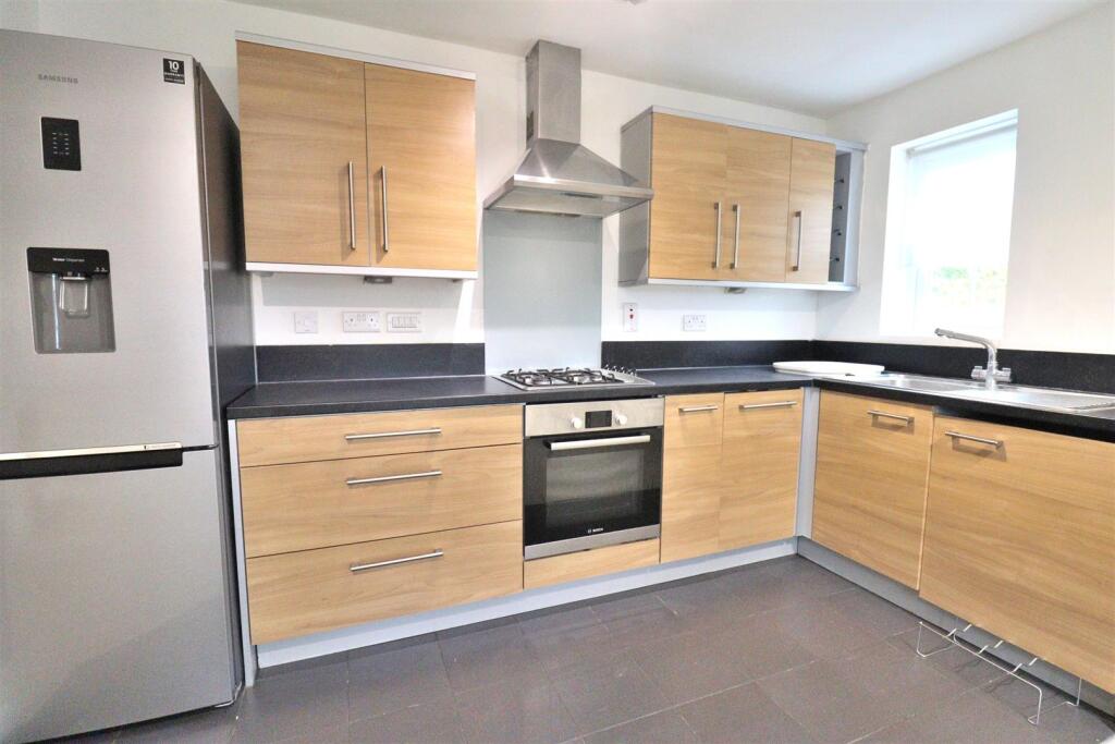 Main image of property: Great North Road, Hatfield