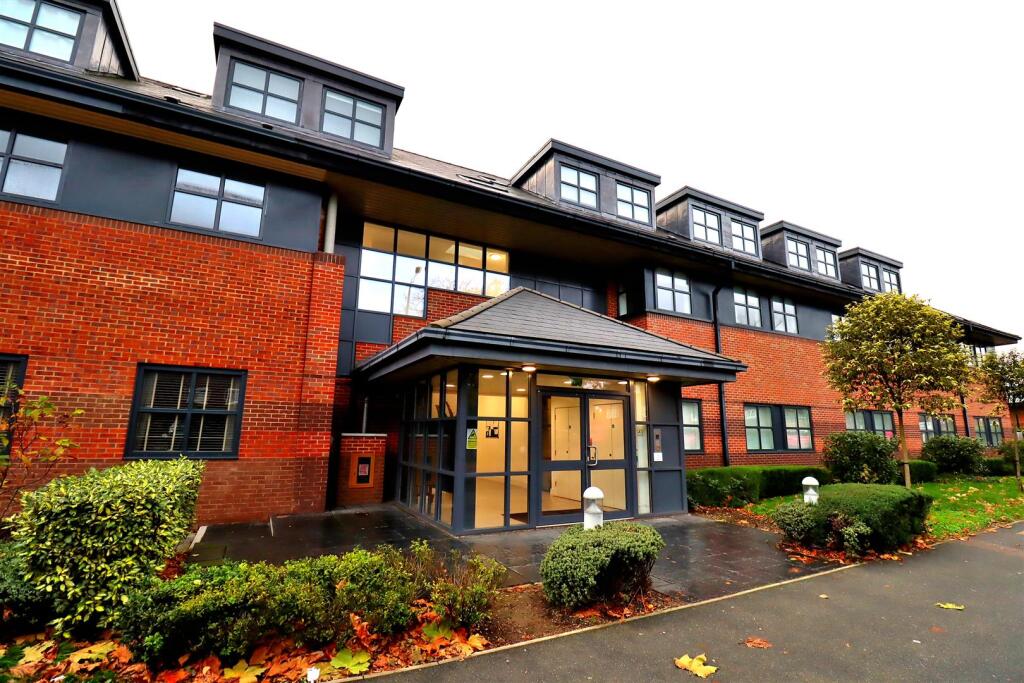 Main image of property: Parkgate House, Great North Road, Hatfield