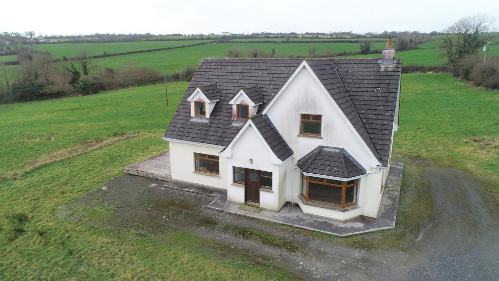 4 bedroom detached house for sale in Ballinakill, Ballickmoyler, Laois