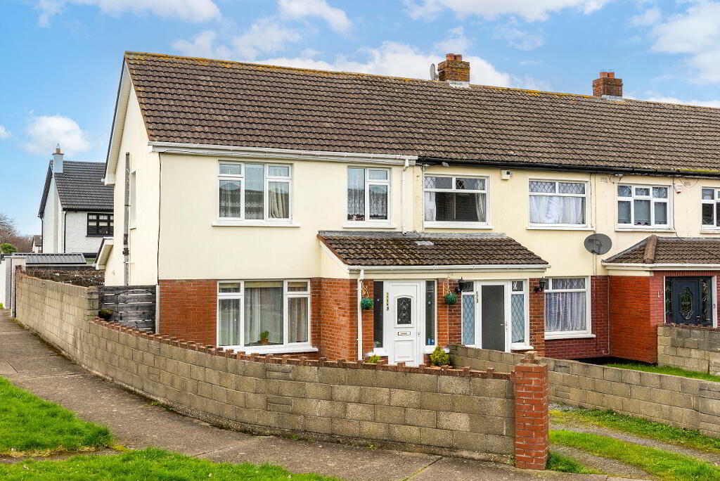 3 bedroom end of terrace house for sale in 173a Balrothery Estate