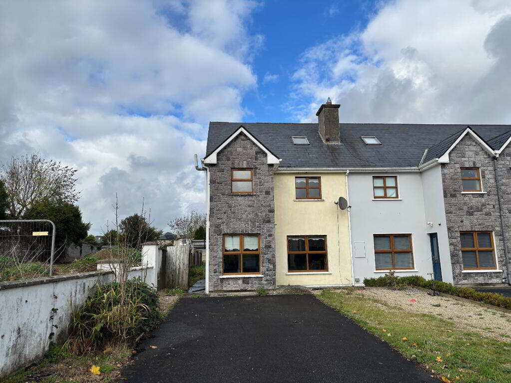 Main image of property: 1 Radharc Na Sleibhte, Churchtown