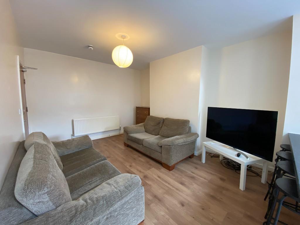 Main image of property: *STUDENT ONLY* Hathersage Road - £170 per person per week - All Inclusive Bills!