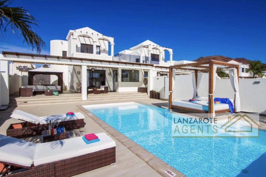 Main image of property: Canary Islands, Lanzarote, Playa Blanca