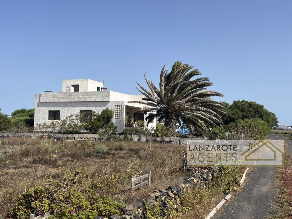 Main image of property: Valencia, Alicante, San Bartolomé