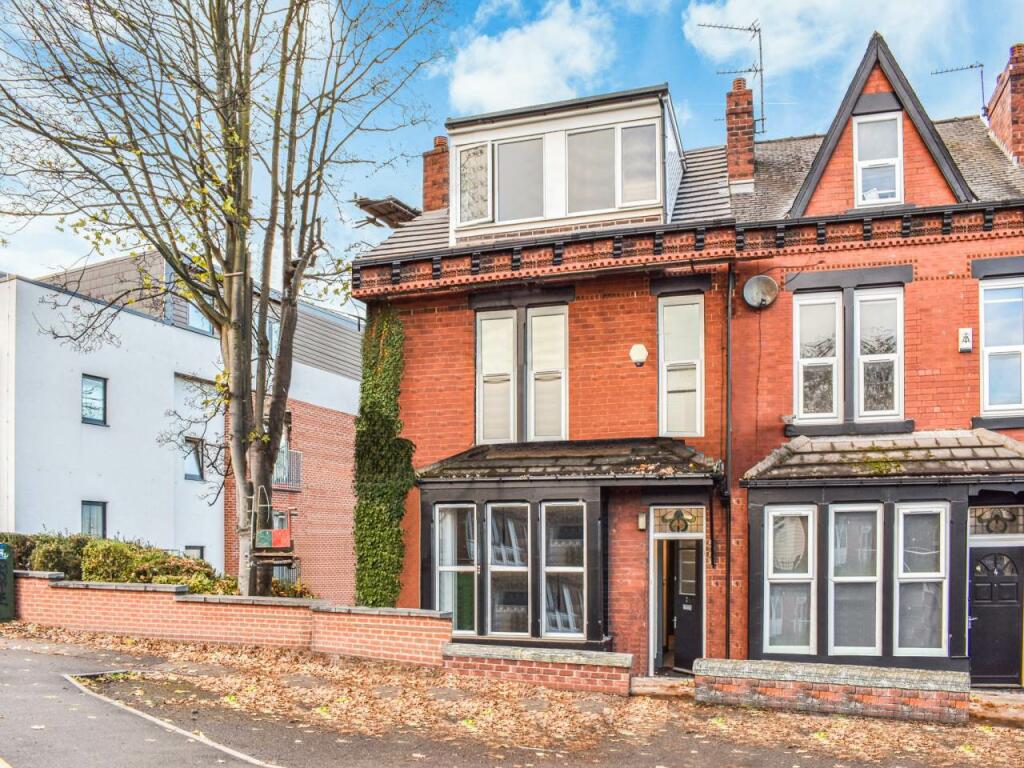 1 bedroom house share for rent in Beechwood Crescent (room 2), Burley, Leeds, LS4