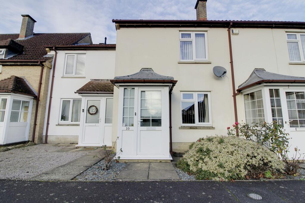 Main image of property: Dixons Road, Market Deeping, PE6