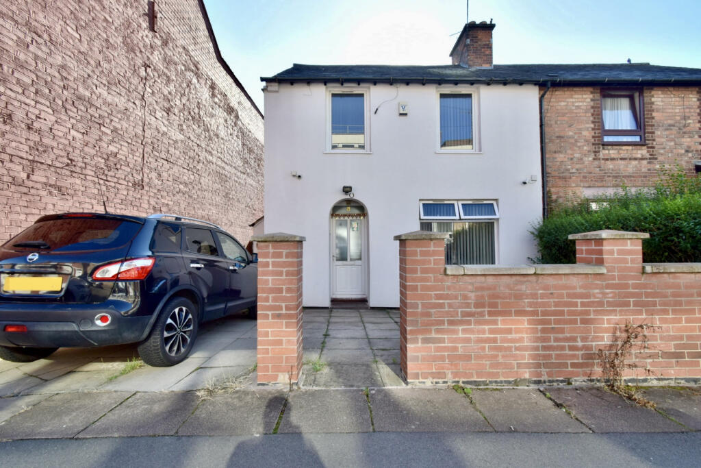 3 bedroom semidetached house for sale in Gedding Road, North Evington