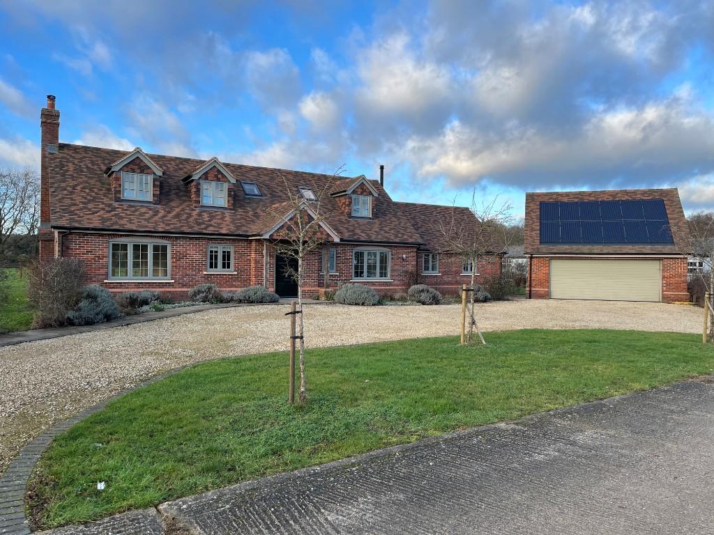 Main image of property: RG9
