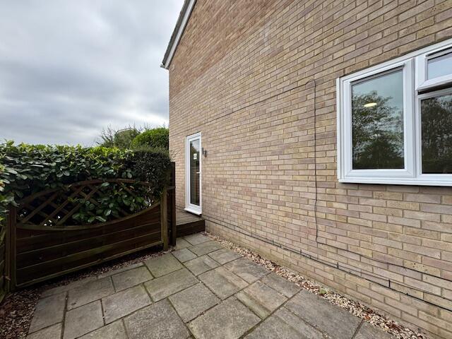 Main image of property: Damer Gardens, Henley-On-Thames, Oxfordshire, RG9