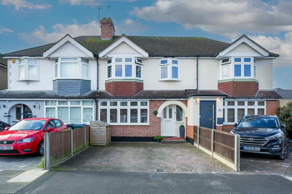 3 bedroom terraced house for sale in Moss Road, Watford, Hertfordshire