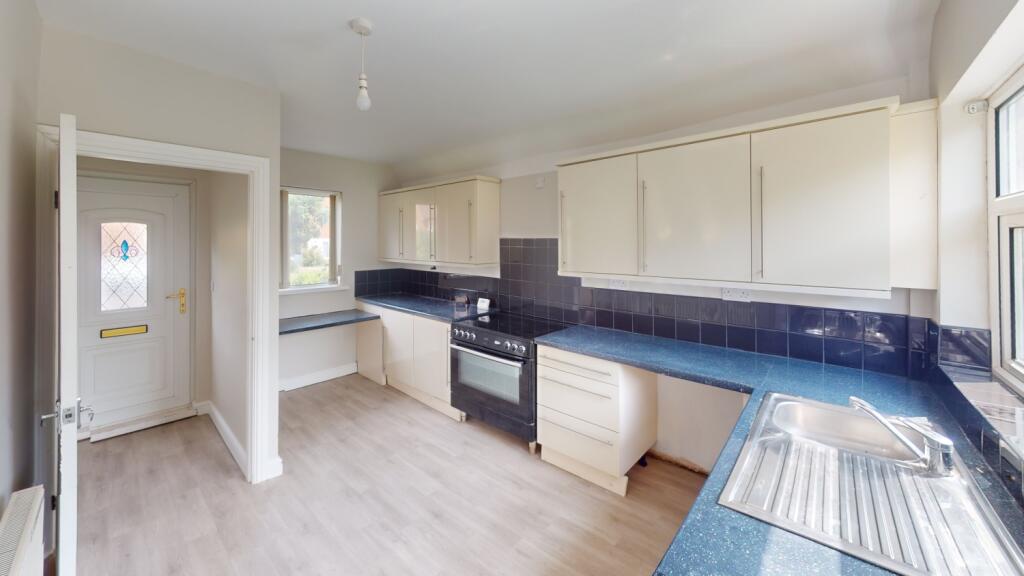 Main image of property: Saxondale Drive, Highbury Vale, Nottingham, NG6 9EG