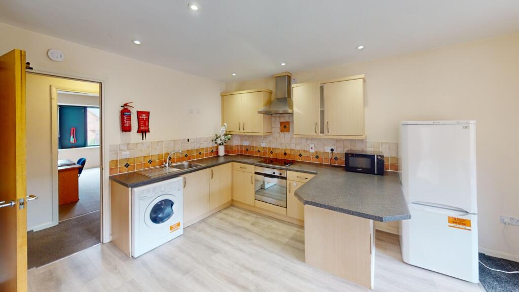 Main image of property: Royal Victoria Court, Gamble Street, Nottingham, Nottinghamshire, NG7