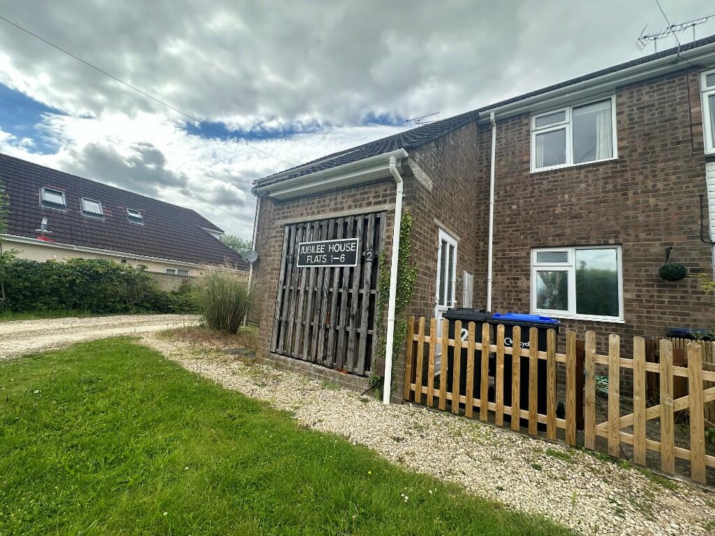 Main image of property: London Road, Amesbury, SP4
