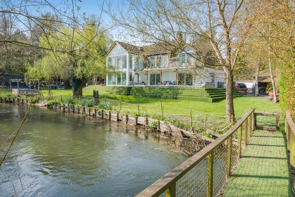 Main image of property: Hackthorne Road, Durrington, SP4