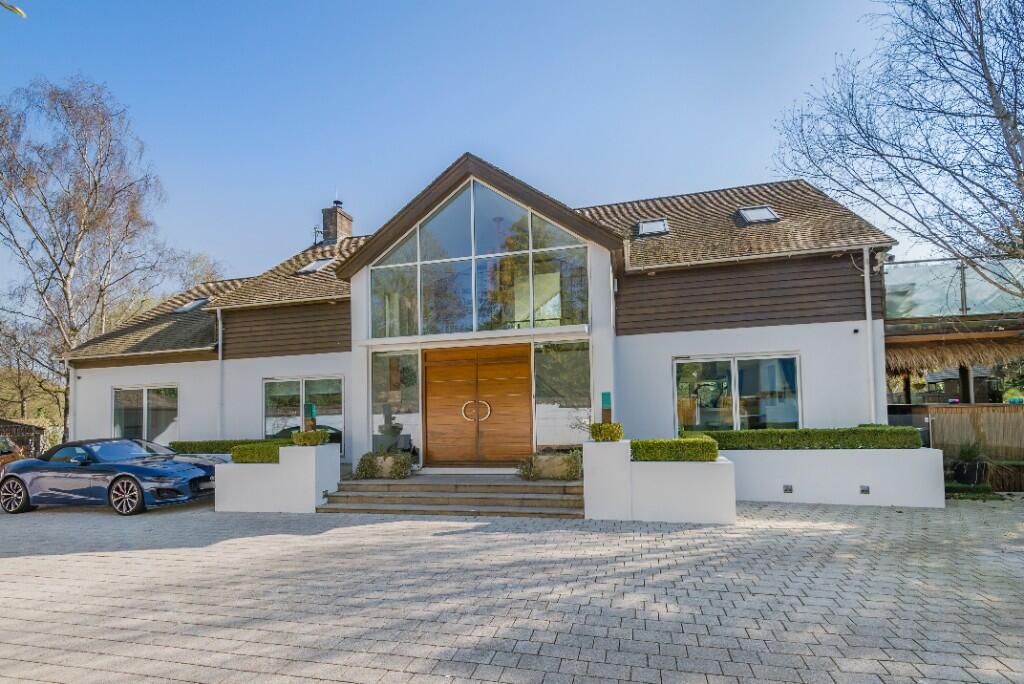 Main image of property: Hackthorne Road, Durrington, SP4