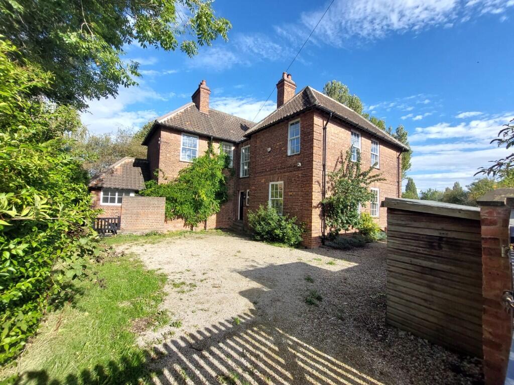 Main image of property: Jubilee Terrace, York, North Yorkshire, YO26