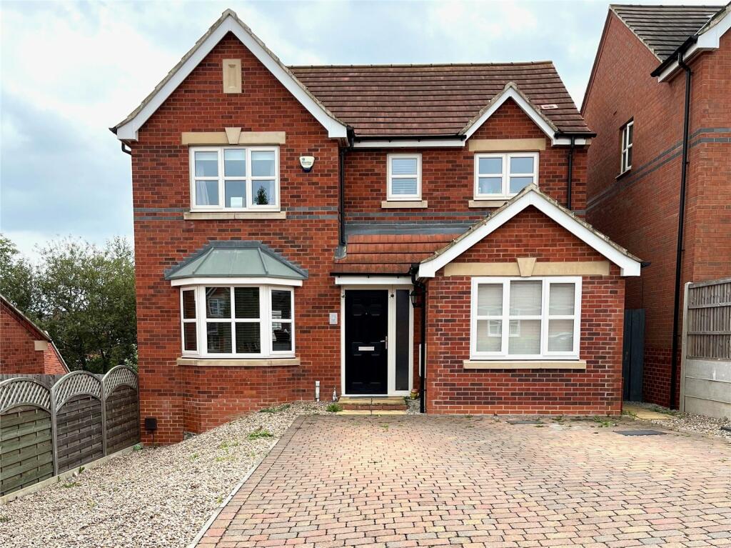 4 bedroom detached house for sale in Stone Avenue, Heanor, Derbyshire, DE75