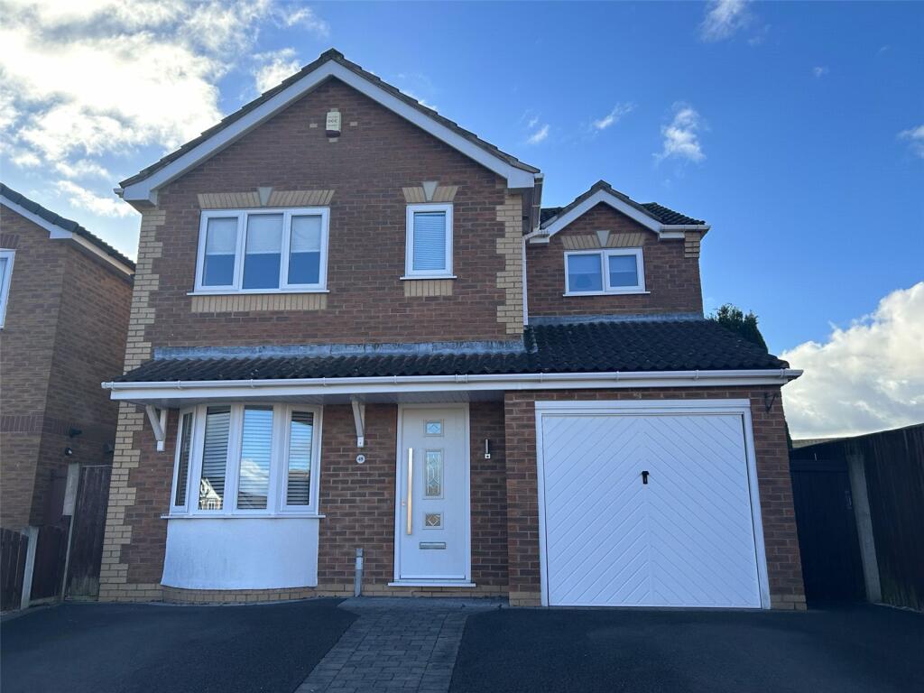 3 bedroom detached house for sale in Peatburn Avenue, Heanor, Derbyshire, DE75
