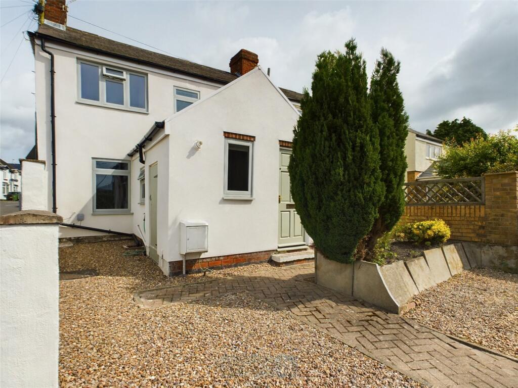 2 bedroom semidetached house for sale in Waingroves Road, Waingroves