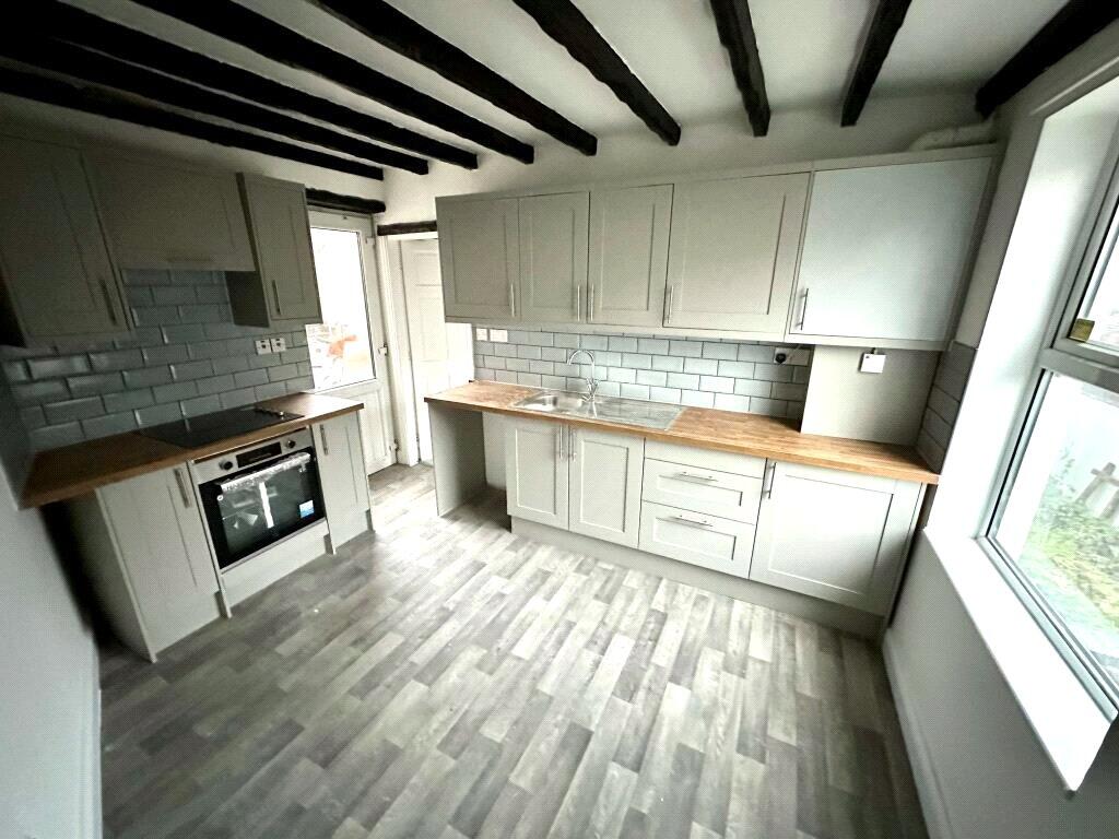 Main image of property: High Street, Heanor, DE75