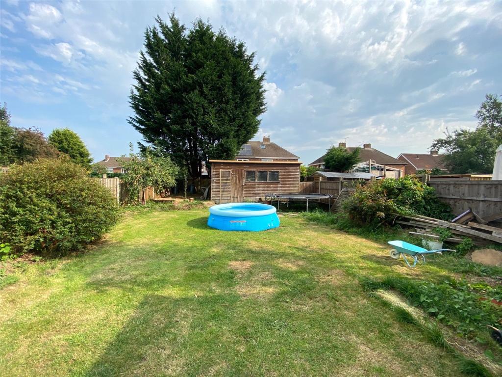 4 bedroom semidetached house for sale in Old Coppice Side, Heanor