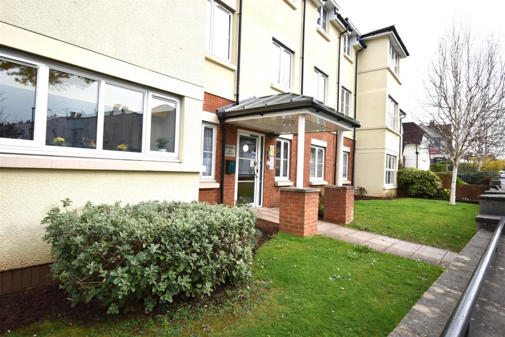 1 bedroom retirement property for sale in Henleaze Road, Bristol, BS9