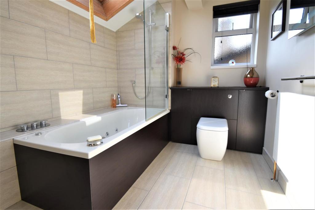 4 bedroom detached house for sale in Home Farm Way, Easter Compton, BS35