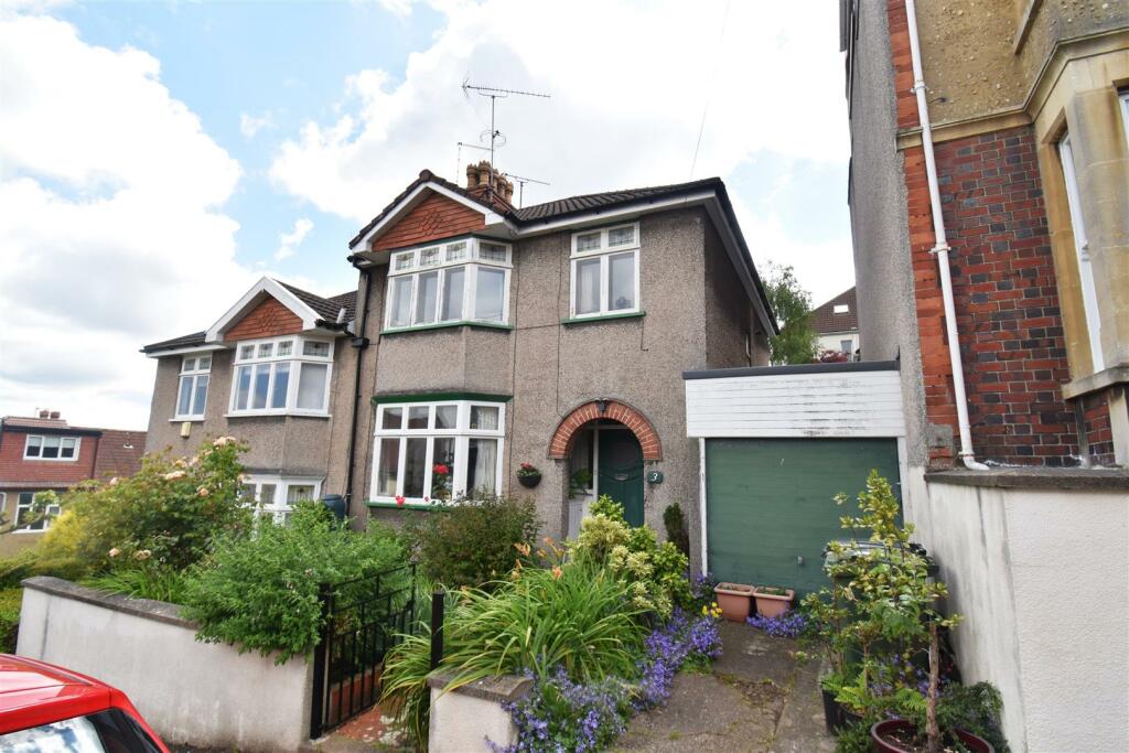3 bedroom semi-detached house for sale in Harcourt Hill, Redland, BS6