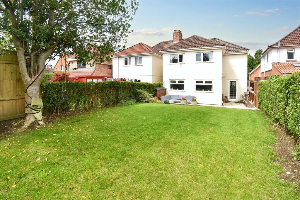 4 Bedroom Semi Detached House For Sale In Lake Road Westbury On Trym Bs10