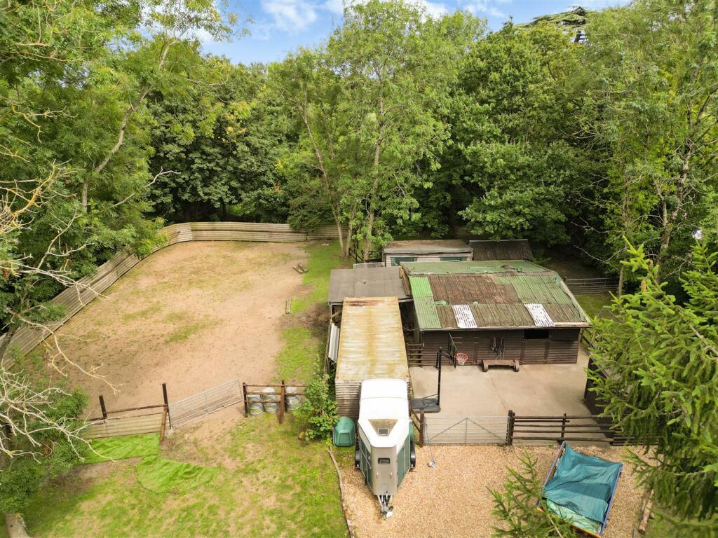 Additional property image - Unique Detached Period Home Set In Private 3/4 Acre Plot With Stables & Paddock
