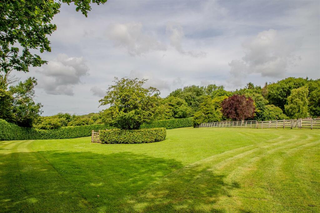 Additional property image - Hyatts Wood Road, Backwell, North Somerset