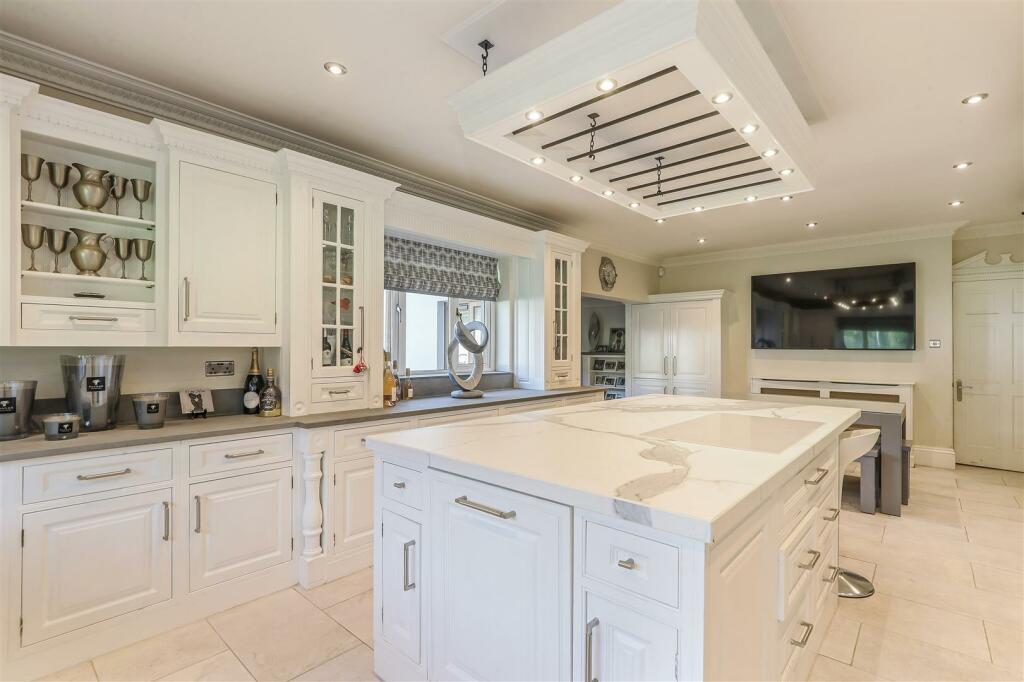 Additional property image - Hyatts Wood Road, Backwell, North Somerset