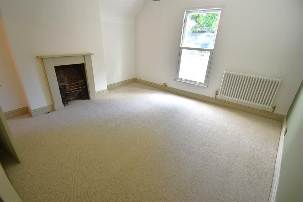 Additional property image - Beautiful Refurbished Cottage Set In The Heart Of Westbury Village