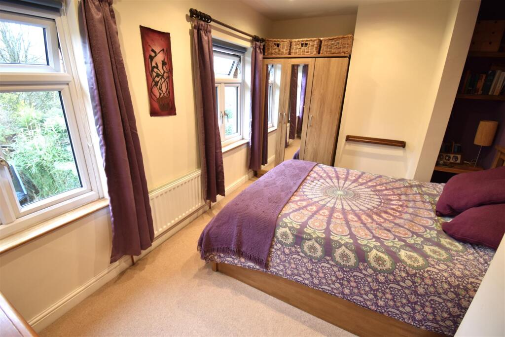 Additional property image - Beautiful Home on Lake Road, Bristol