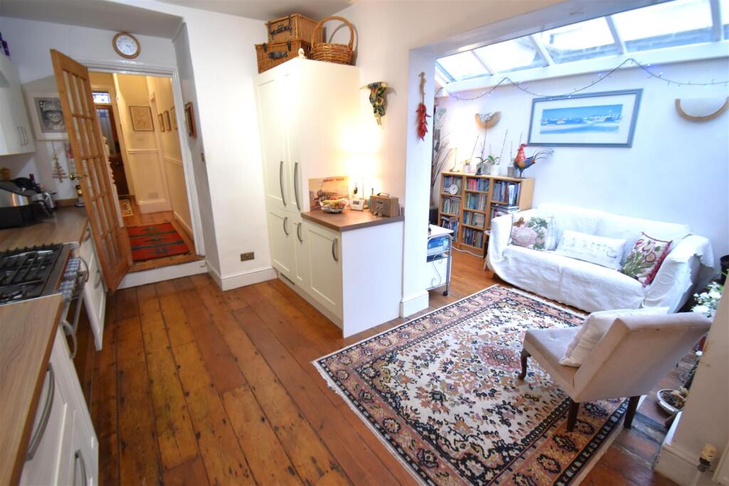 Additional property image - Delightful Extended Period Home Adjacent To Bishop Rd School in BS7