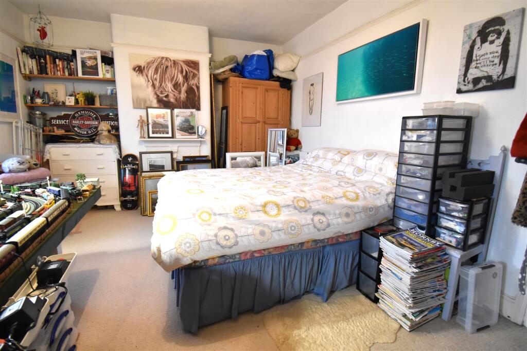 Additional property image - Delightful Extended Period Home Adjacent To Bishop Rd School in BS7