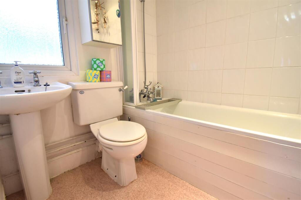 Additional property image - Delightful Extended Period Home Adjacent To Bishop Rd School in BS7