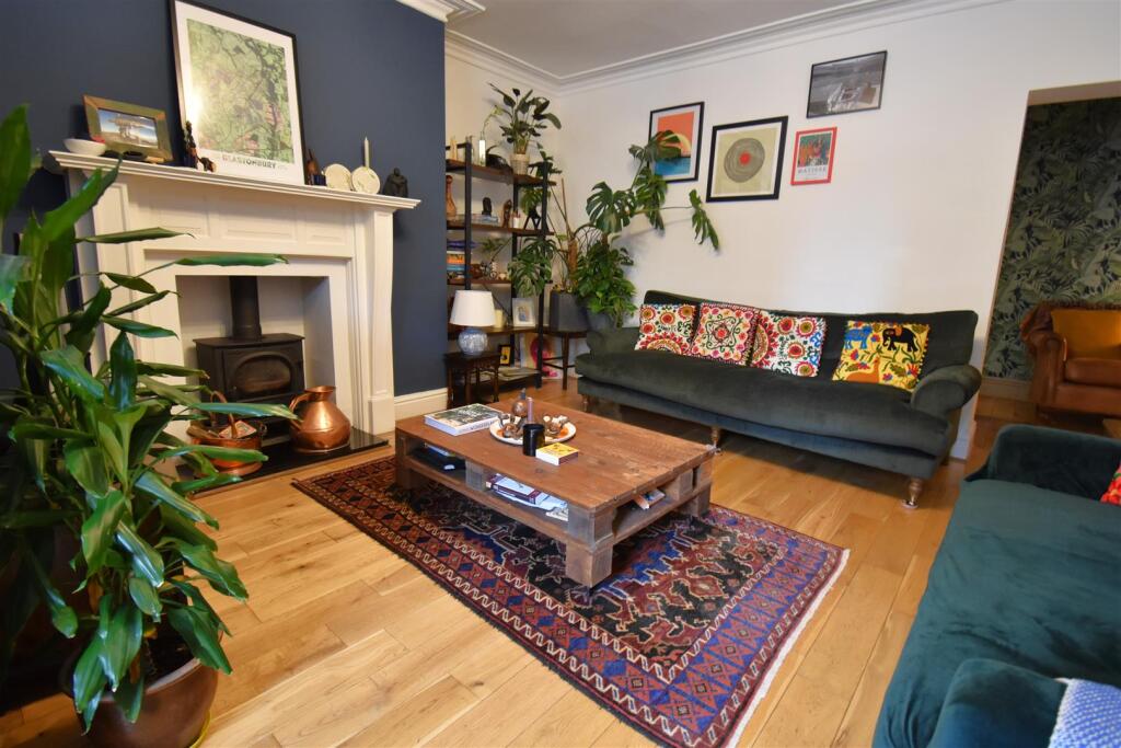 Additional property image - Superb Garden Apartment Beaconsfield Road, Clifton, Bristol