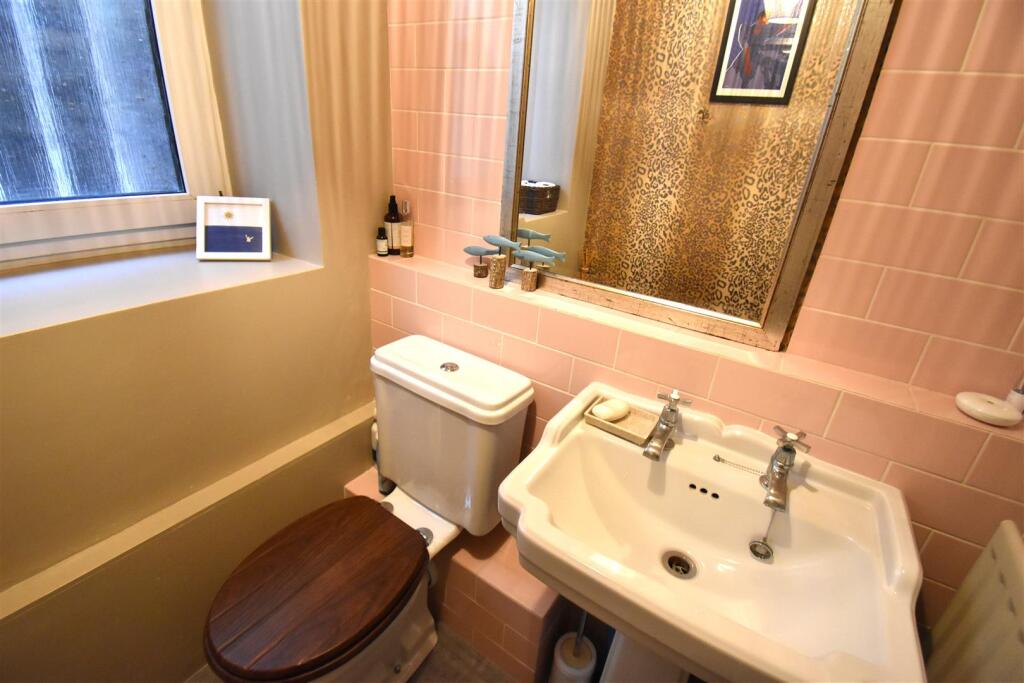 Additional property image - Superb Garden Apartment Beaconsfield Road, Clifton, Bristol
