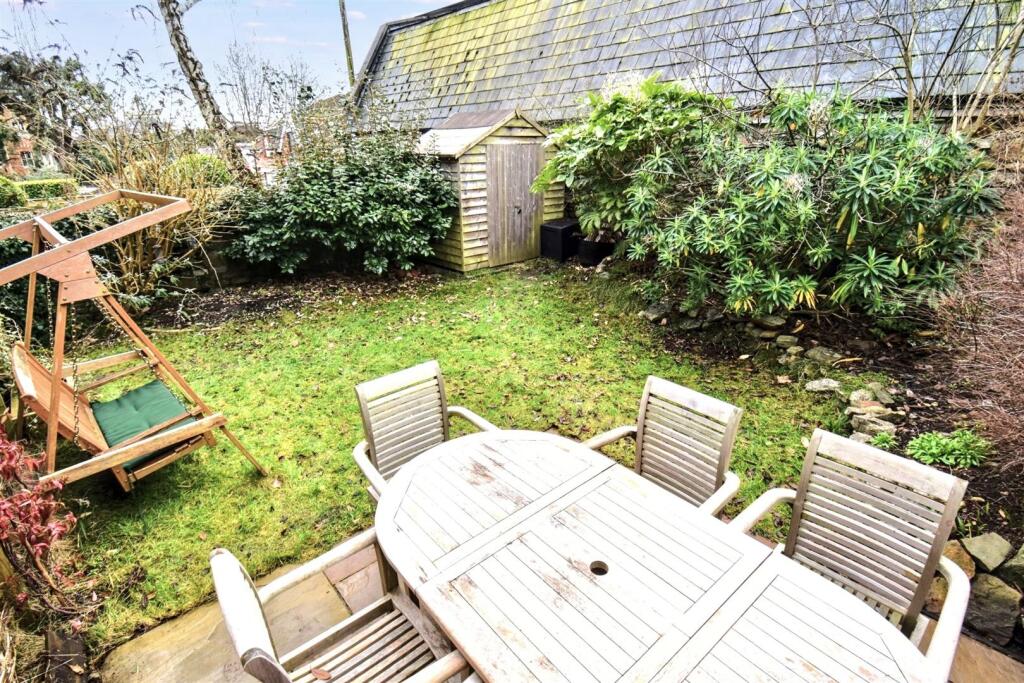 Additional property image - Superb Garden Apartment Beaconsfield Road, Clifton, Bristol