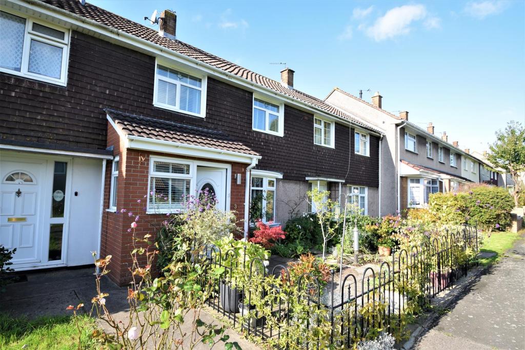3 bedroom terraced house for sale in Patchway, Bristol, BS34