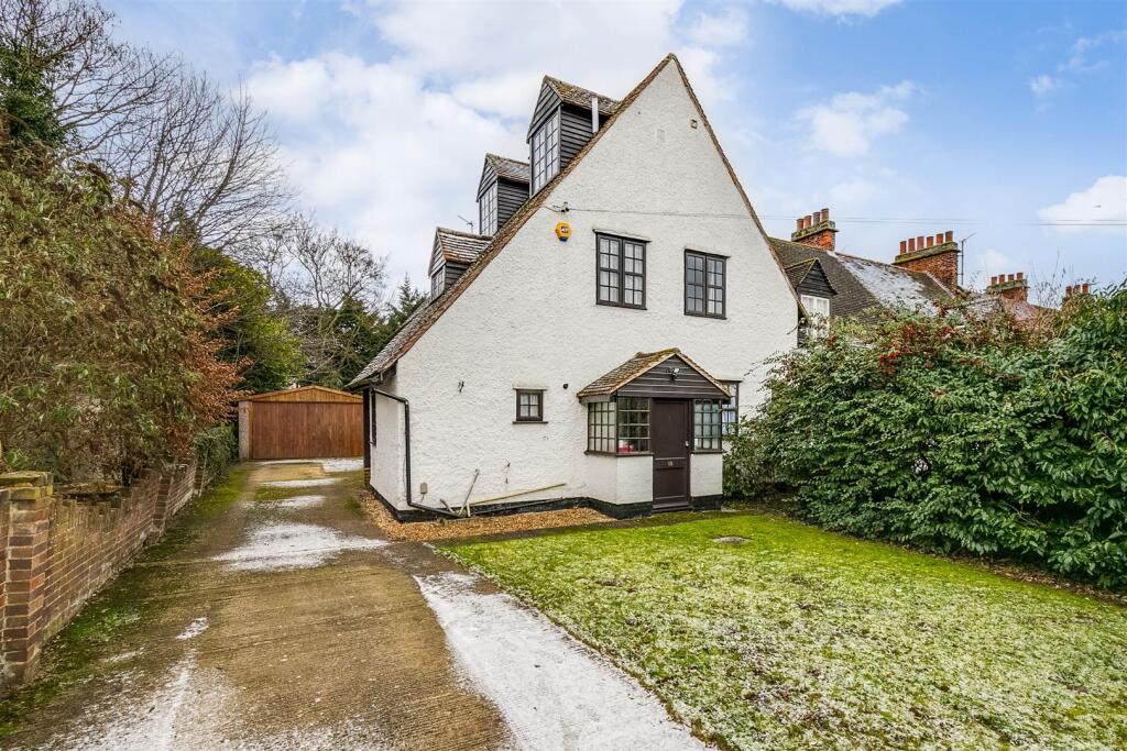 Main image of property: Ridge Road, Letchworth Garden City