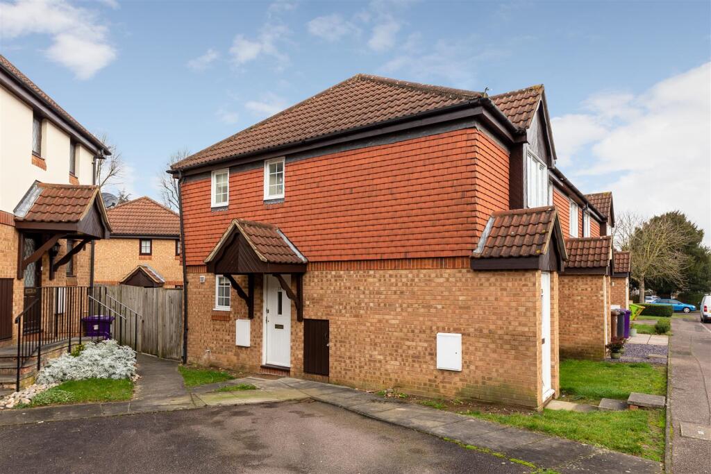 Main image of property: Horace Gay Gardens, Letchworth Garden City