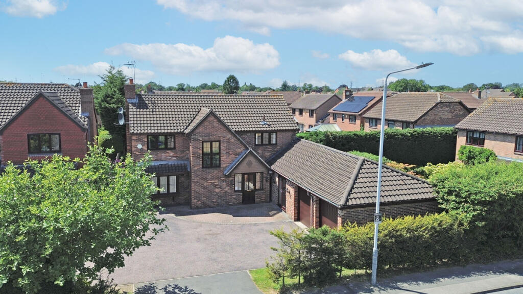 Main image of property: Compton Acres, Nottingham, NG2