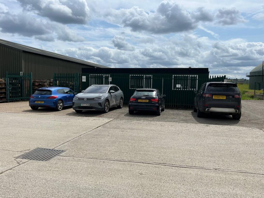 Additional property image - Unit 65, Coursers Farm, Coursers Road, Colney Heath, AL4 0PD