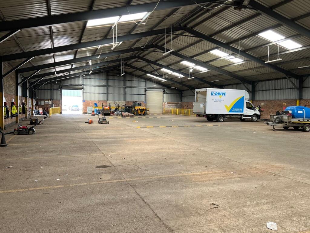 Additional property image - Unit 65, Coursers Farm, Coursers Road, Colney Heath, AL4 0PD