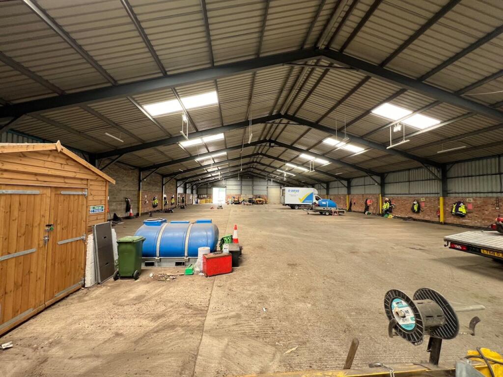 Additional property image - Unit 65, Coursers Farm, Coursers Road, Colney Heath, AL4 0PD